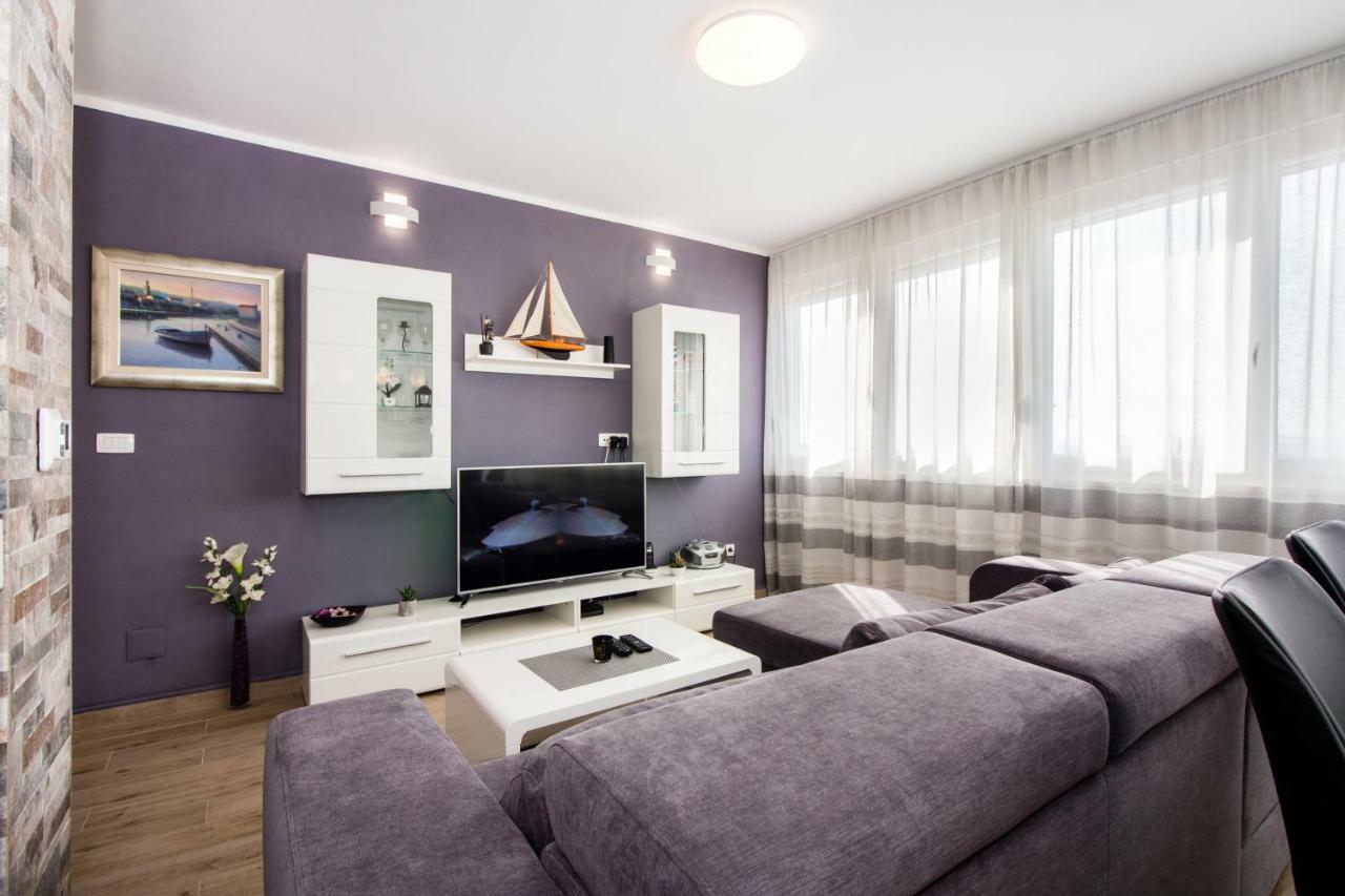 Deluxe Miro Apartment *